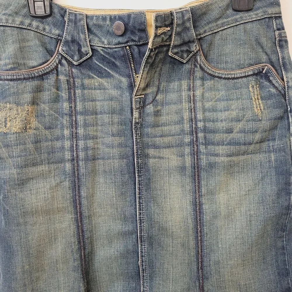 Blujeanious Denim Blue Jeans Tulip Distressed Made In USA Size 2 Skirt